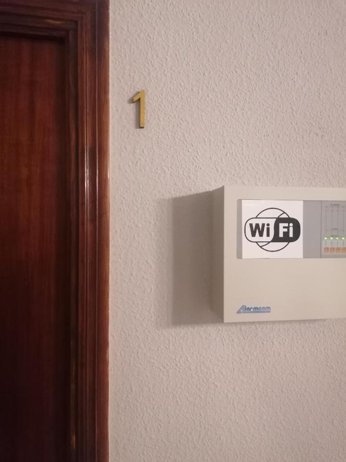 Pension A&E Manises Zewnętrze zdjęcie