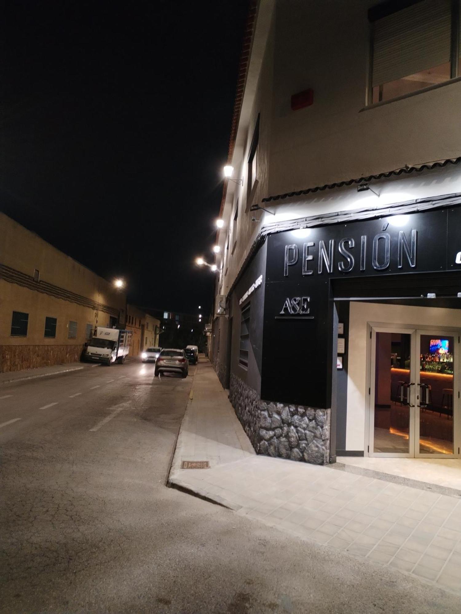 Pension A&E Manises Zewnętrze zdjęcie