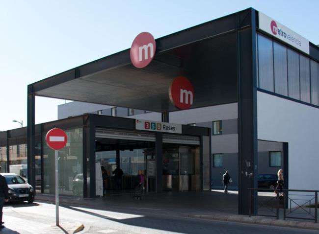 Pension A&E Manises Zewnętrze zdjęcie